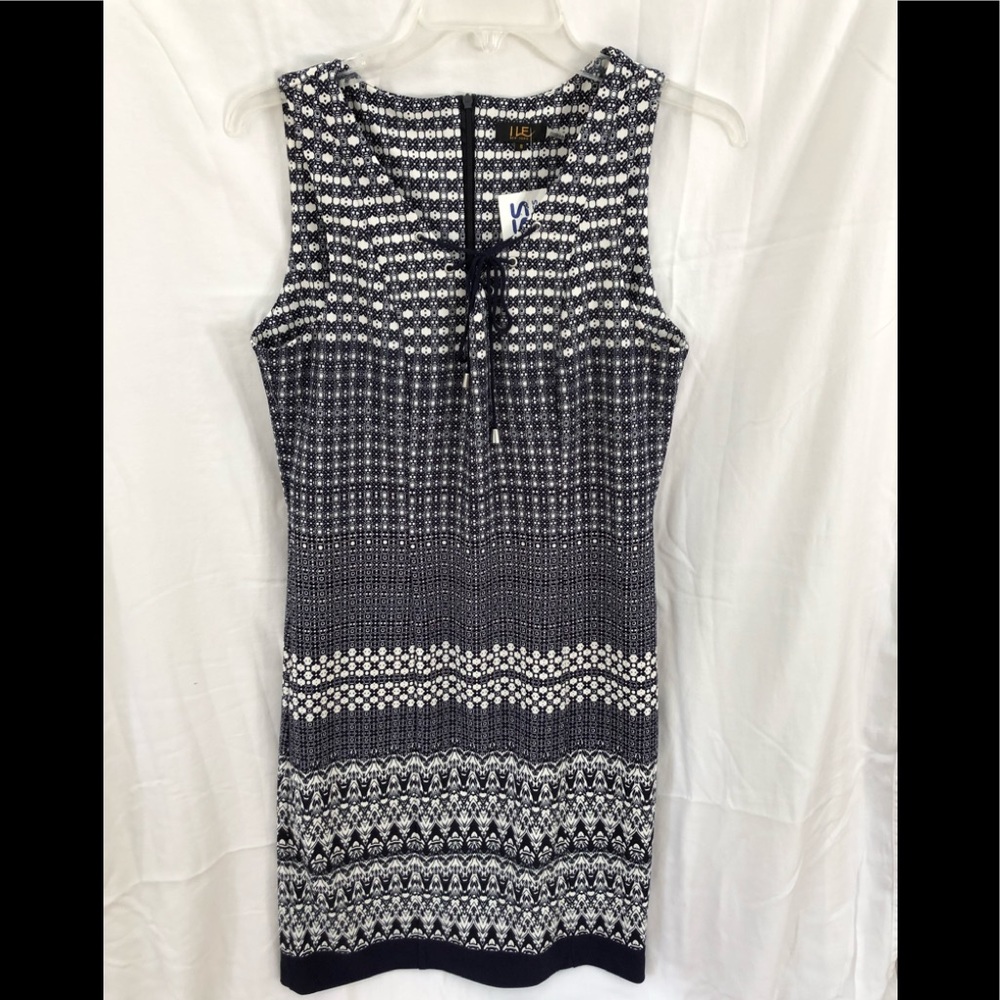 Sleeveless dress